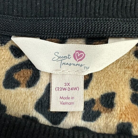 Leopard Print Plush Long Sleeve Sweatshirt Secret Treasures Womens Plus Size 3X - Picture 3 of 5